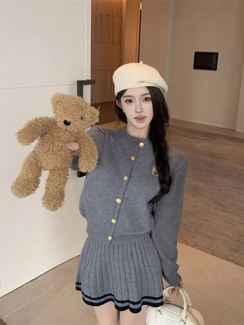 制服デザインニットセットアップ